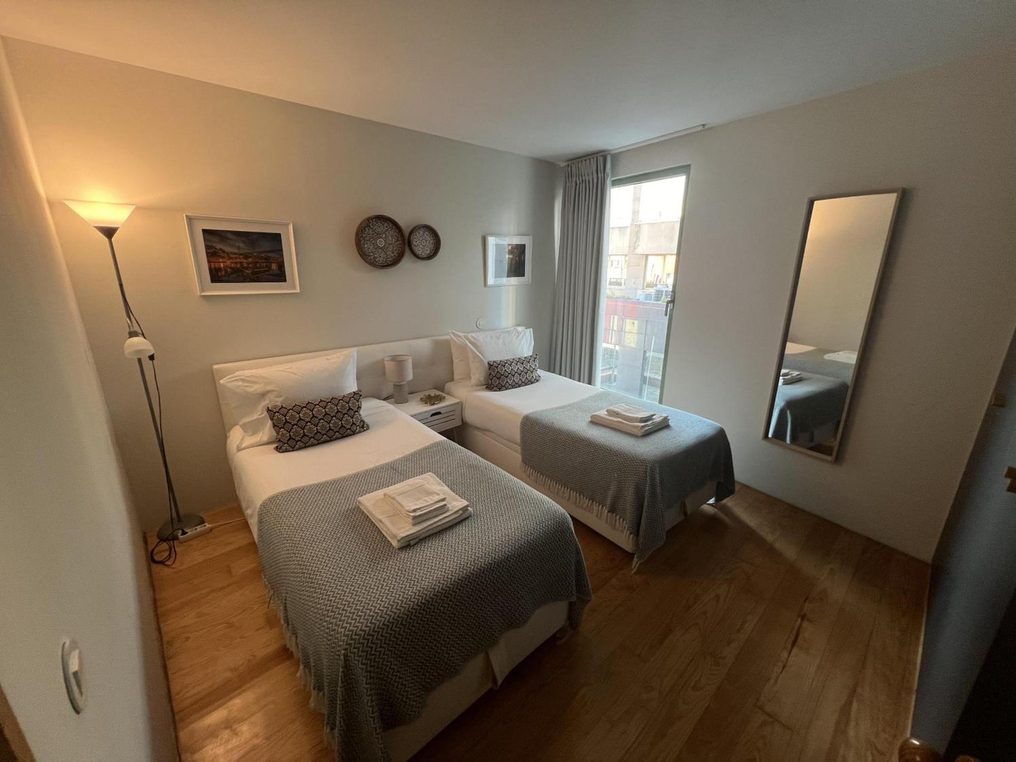 Cativo Flat - Lovely 2 Bedroom Duplex In Porto Exterior foto